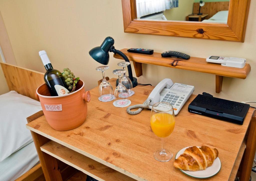 Motel Kod Bakija Karlovac Rom bilde